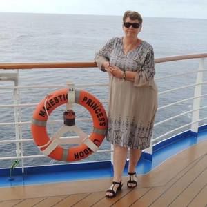 Meet your Posher, Teresa